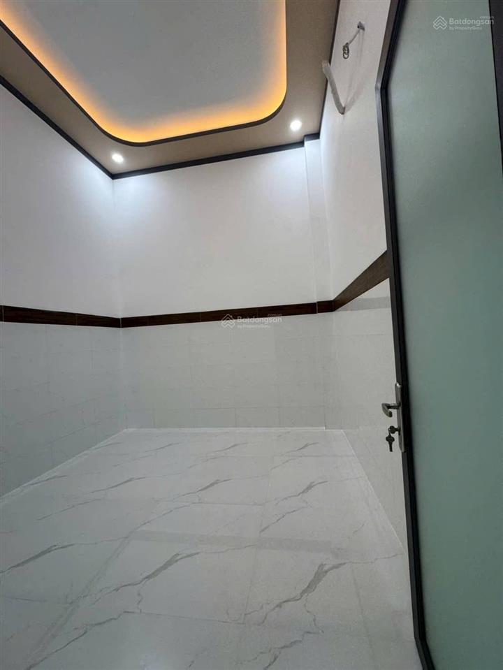 Gia đình cần bán thanh lý nhà cấp 4  gần chợ thuận đạt bình chánh giá 790 triệu