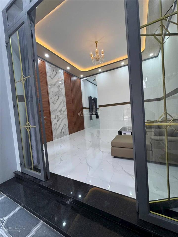 Gia đình cần bán thanh lý nhà cấp 4  gần chợ thuận đạt bình chánh giá 790 triệu