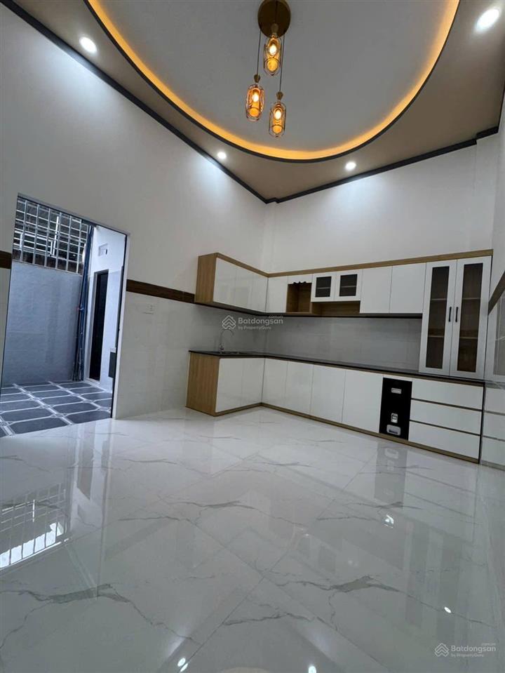 Gia đình cần bán thanh lý nhà cấp 4  gần chợ thuận đạt bình chánh giá 790 triệu