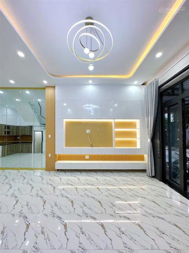 Thanh lý nhà 1 trệt 1 lầu (5x19m) gần chợ tạm bình hưng bình chánh giá 1 tỷ 050 triệu