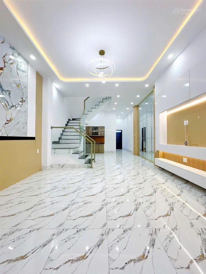 Thanh lý nhà 1 trệt 1 lầu (5x19m) gần chợ tạm bình hưng bình chánh giá 1 tỷ 050 triệu