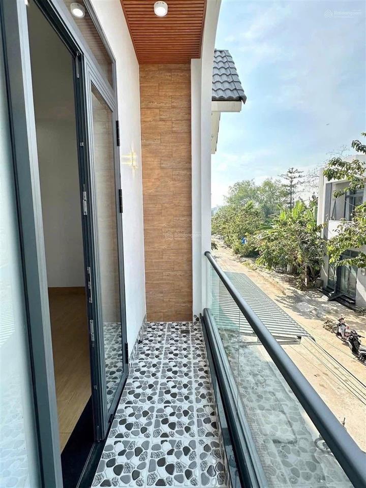 Thanh lý nhà 1 trệt 1 lầu (5x19m) gần chợ tạm bình hưng bình chánh giá 1 tỷ 050 triệu