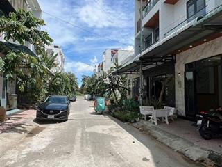 Thanh lý nhà 1 trệt 1 lầu (5x19m) gần chợ tạm bình hưng bình chánh giá 1 tỷ 050 triệu