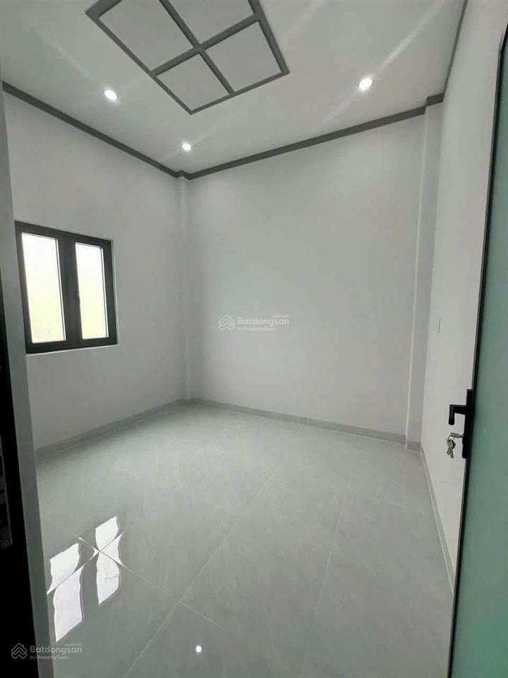 Chính chủ cần thanh lý nhà 1 trệt 1 lầu siêu đẹp ngay kdc gia hòa  gần bến xe quận 8 !