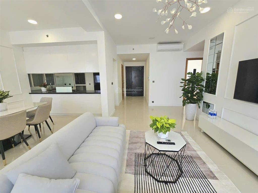Cắt lỗ, chỉ 6,3 tỷ có ngay căn 2pn 76m tại sunrise city  quận 7  có sổ. xem nhà gọi 0909 982 ***