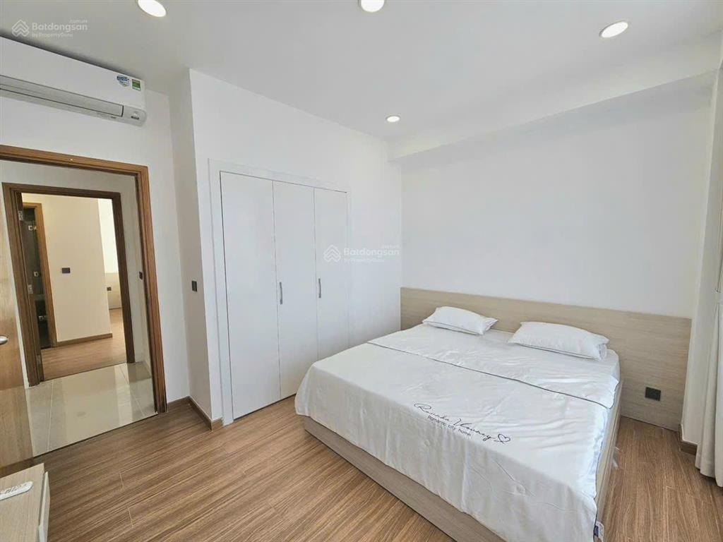 Cắt lỗ, chỉ 6,3 tỷ có ngay căn 2pn 76m tại sunrise city  quận 7  có sổ. xem nhà gọi 0909 982 ***