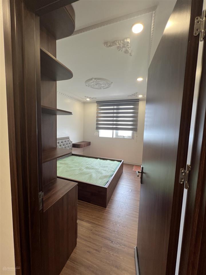 Bán gấp căn hộ 98,6m toà river 3 phòng ngủ ,vị trí căn góc toà nhà ,view sông giá5,9tỷ .