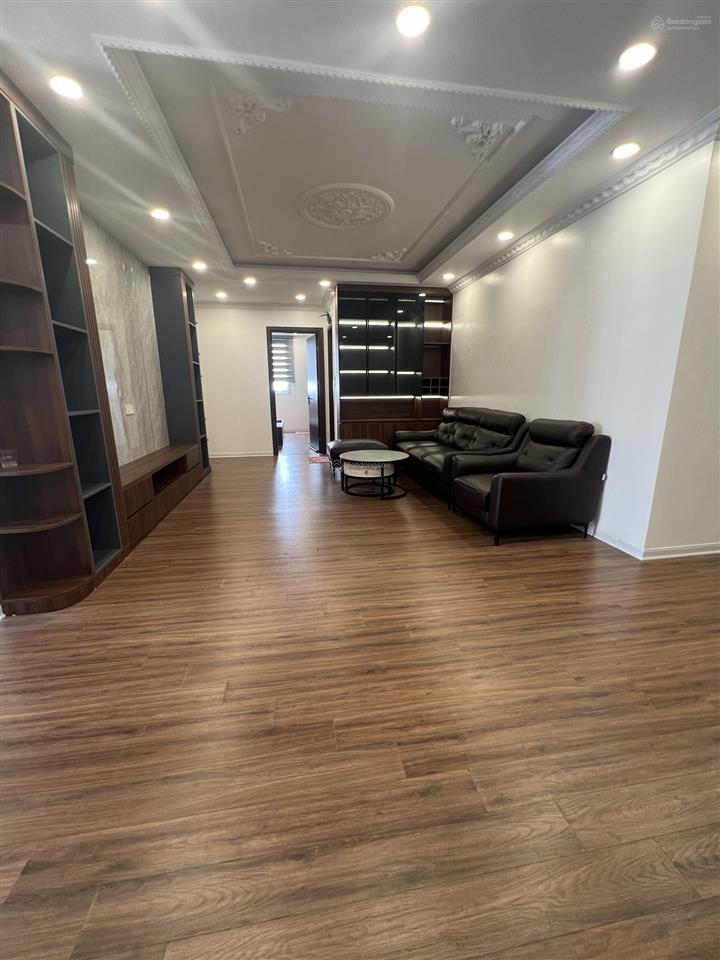 Bán gấp căn hộ 98,6m toà river 3 phòng ngủ ,vị trí căn góc toà nhà ,view sông giá5,9tỷ .