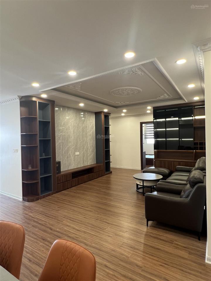 Bán gấp căn hộ 98,6m toà river 3 phòng ngủ ,vị trí căn góc toà nhà ,view sông giá5,9tỷ .