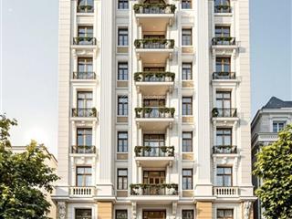 Hiếm building mt ngay trung tâm q3 hầm 8 tầng  tn trên 2 tỷ/ năm  giá bán 115 tỷ thương lượng