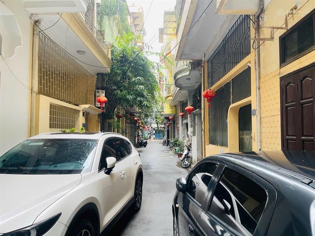 Cần bán gấp nhà lô góc tô hiệu 3 tầng 80m mt 5m đường 2 ô tô tránh nhau giá 15 tỷ