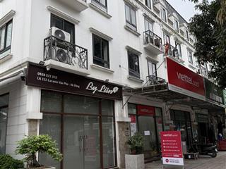 Chủ nhà giảm chào 2 tỷ nhà liền kề la casta 75m mt 5,4m giá 21 tỷ