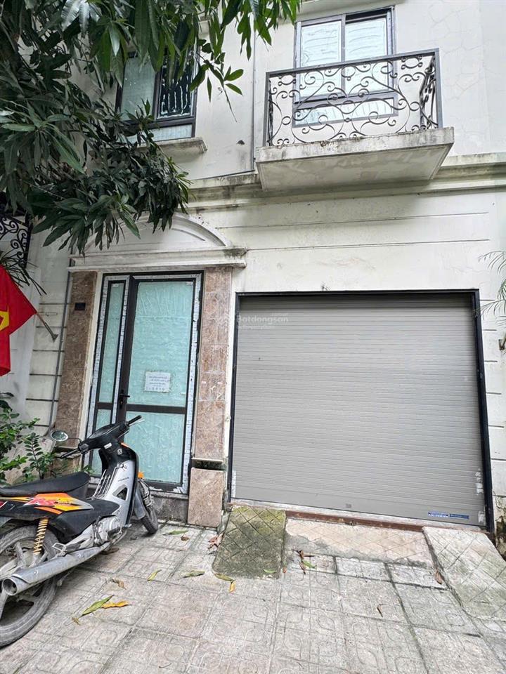 Chủ nhà giảm chào 2 tỷ nhà liền kề la casta 73m mt 5m giá 21 tỷ