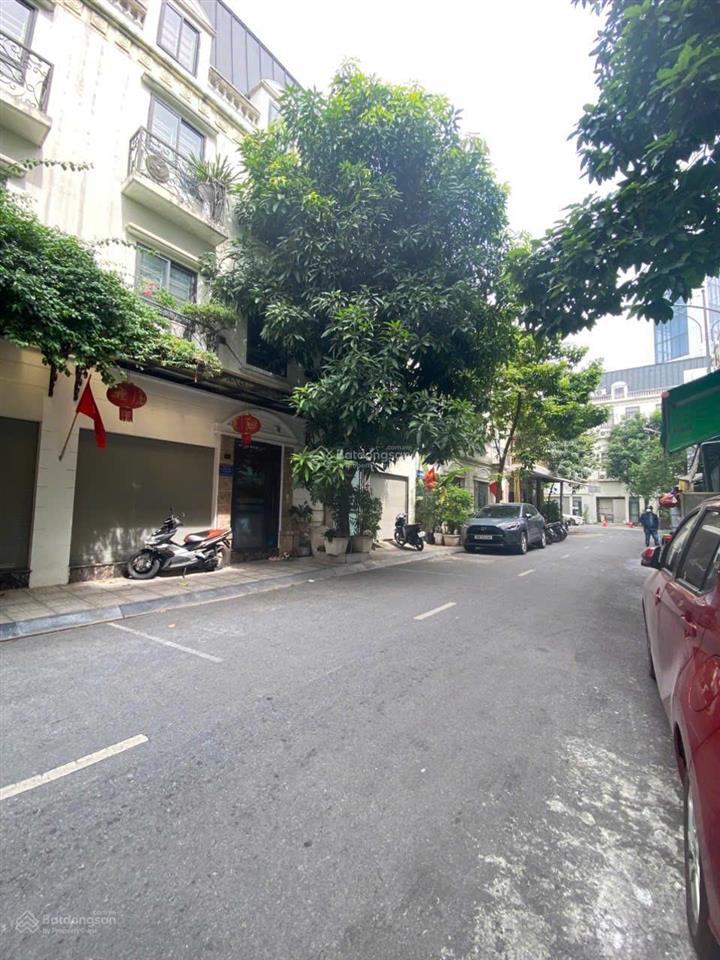 Chủ nhà giảm chào 2 tỷ nhà liền kề la casta 73m mt 5m giá 21 tỷ