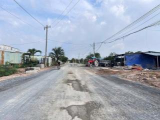 Chính chủ cần bán nhanh lô đất ngay cv võ văn tần để lấy tiền xây nhà 120m2 giá bán 820 triệu