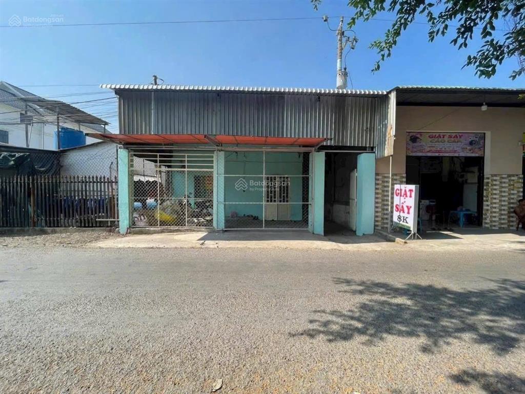 Cần bán 2 dãy nhà trọ 240m2 giá 2,9 tỷ ngay tl 10 kế bình chánh