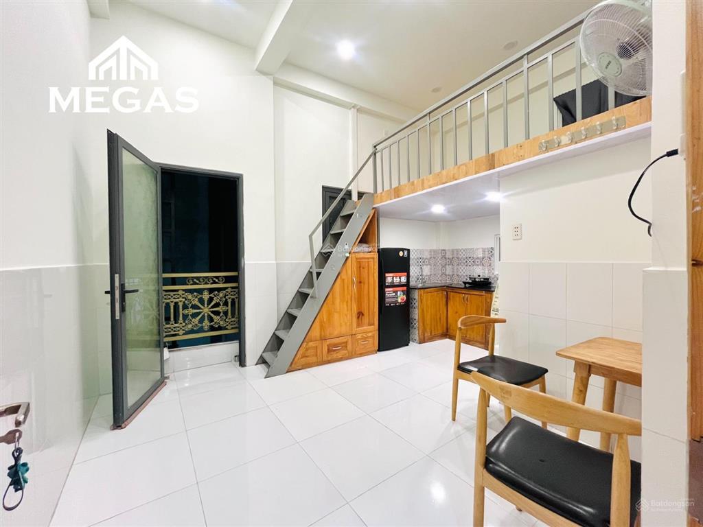 Duplex ban công giáp quận 10 quận 5 full nội thất siêu xinh