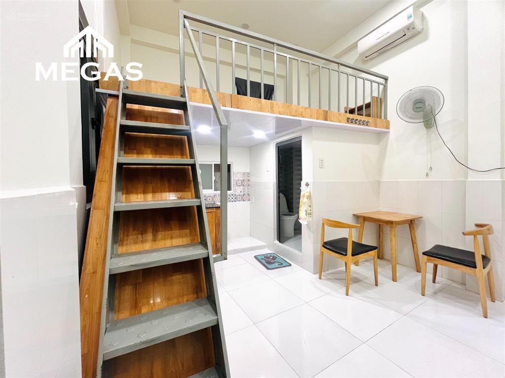 Duplex ban công giáp quận 10 quận 5 full nội thất siêu xinh