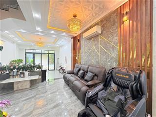 Cho thuê bt 4pn, 5wc, 240m2, giá siêu hời tại n6/16, green riverside, nhà bè, hcm