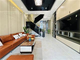 Bến thành quận 1  hẻm xe hơi tôn thất tùng  100m²  3 tầng  có thang máy  kinh doanh đỉnh