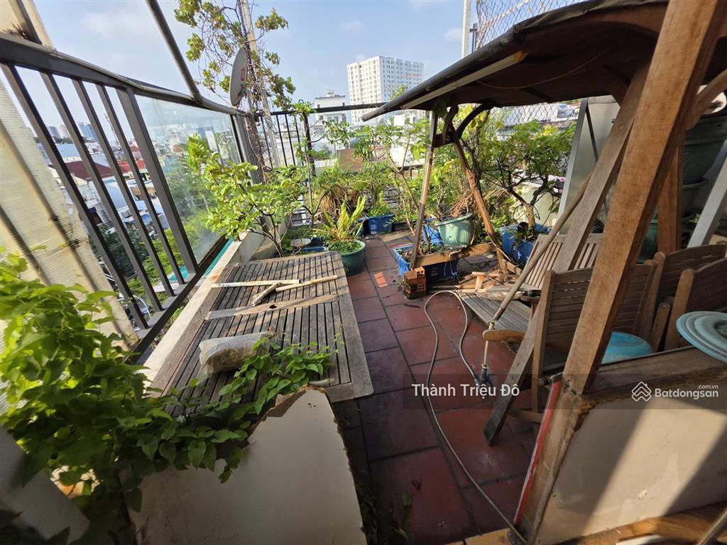 Mặt tiền lê niệm tân phú  ô tô tránh  4pn  4 tầng  11.9 tỷ
