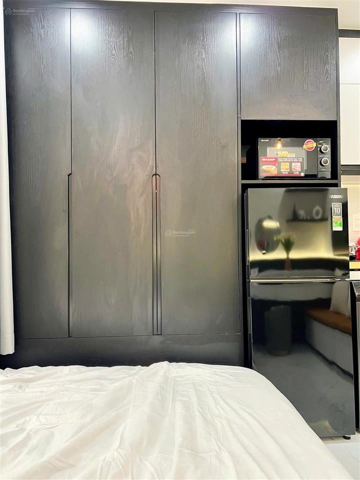Căn hộ dịch vụ 30m2  studio cửa sổ thoáng  full nội thất  cmt8