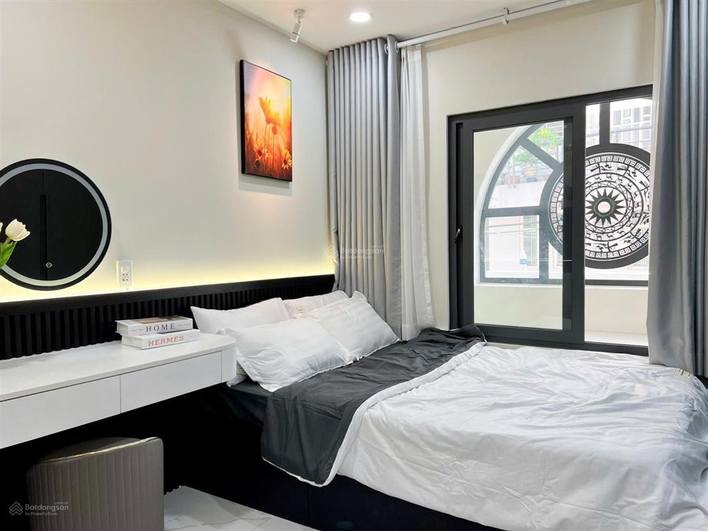 Căn hộ dịch vụ 30m2  studio cửa sổ thoáng  full nội thất  cmt8