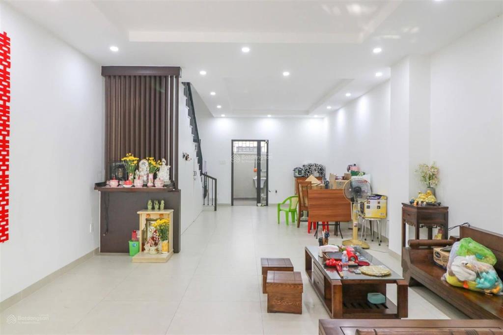 Cho thuê nhà mặt tiền trần văn đang  68m2  3 phòng  20tr/tháng
