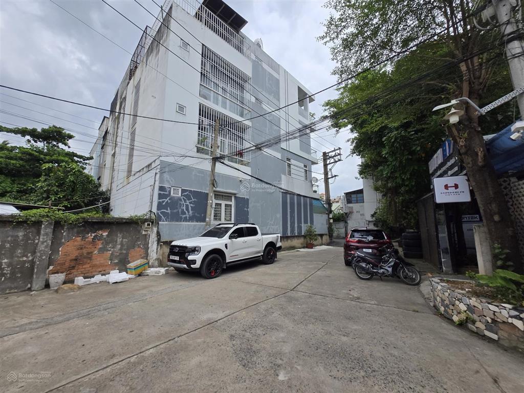 Mặt tiền đường số 22, hiệp bình chánh  dt 353m² (17 x 21)  sát gigamall
