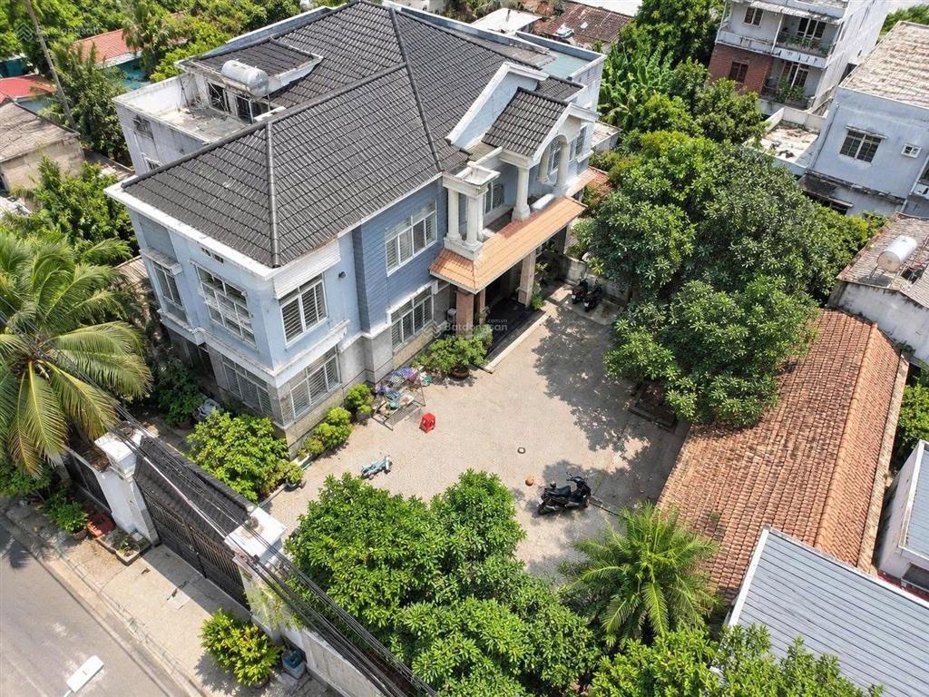 Biệt thự vườn ven sông sài gòn  dt 886m2 full thổ cư  nở hậu 3 tầng, 5pn