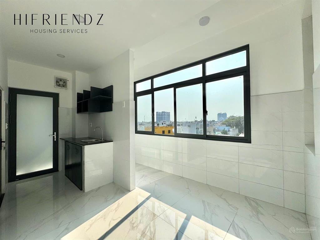 Khai trương 1pn tách bếp sẵn máy lạnh, kệ bếp ngay ql50