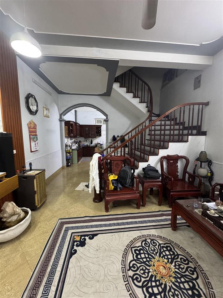 Bán nhà lô góc kinh doanh đường khuất duy tiến 75m2, giá 28 tỷ thanh xuân