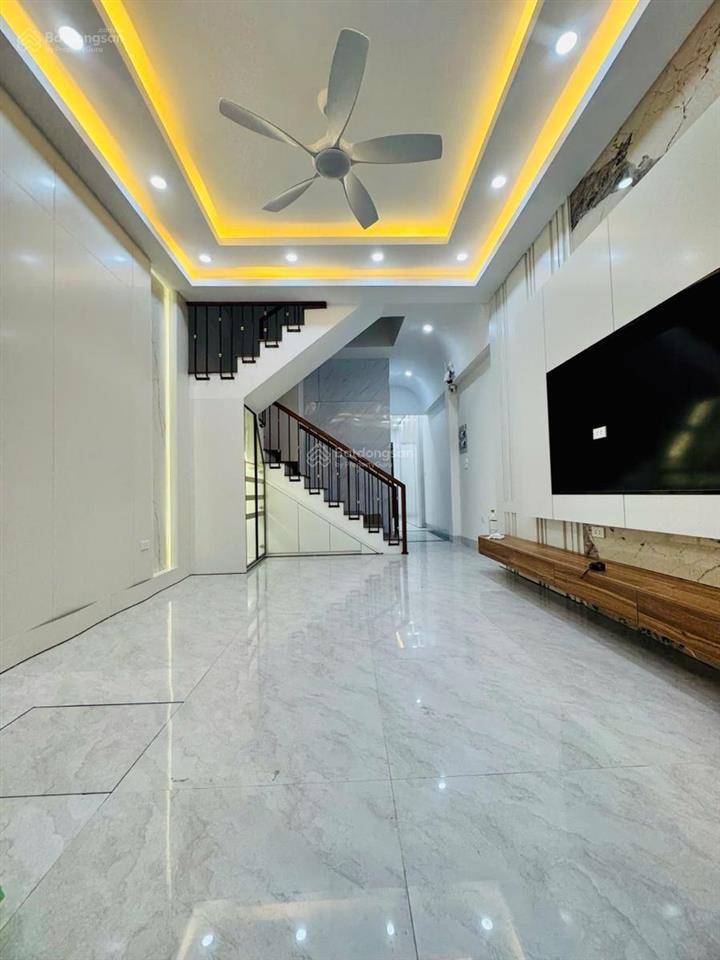 Bán nhà phùng khoang 70m2 xây mới thang máy giá nhỉnh 10 tỷ nam từ liêm