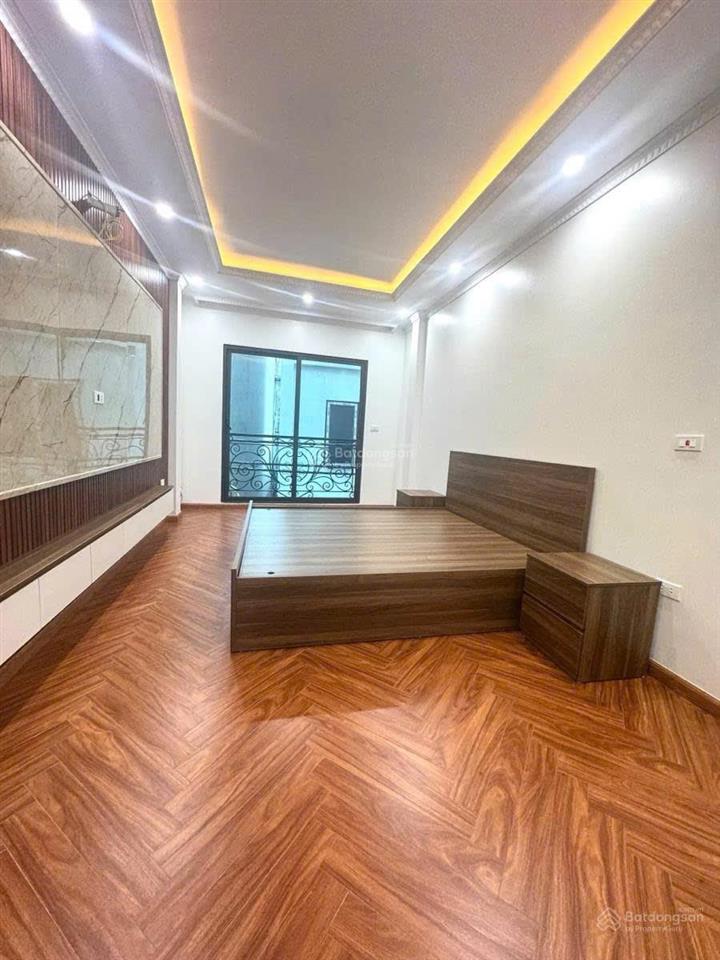 Bán nhà định công thượng 38,5m² xây 6 tầng, thang máy 10,2 tỷ (có tl)