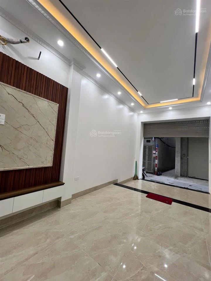 Bán nhà định công thượng 38,5m² xây 6 tầng, thang máy 10,2 tỷ (có tl)