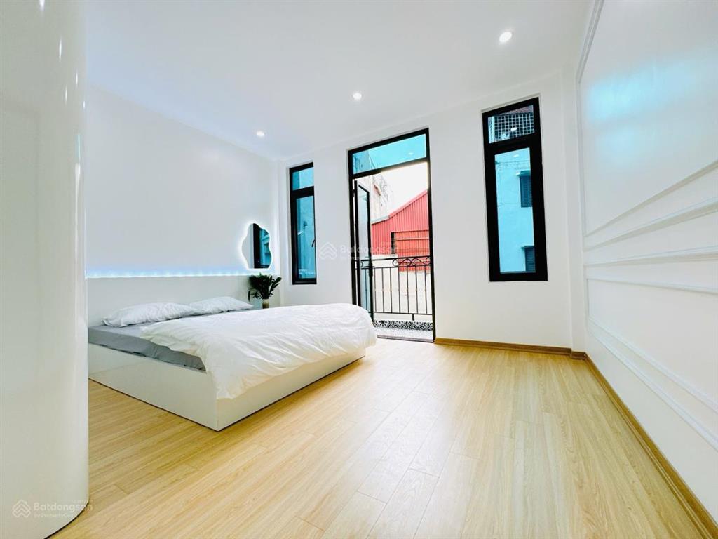 Bán nhà mới ở luôn phố vương thừa vũ 45m2, xây 5 tầng giá 12,5 tỷ thanh xuân