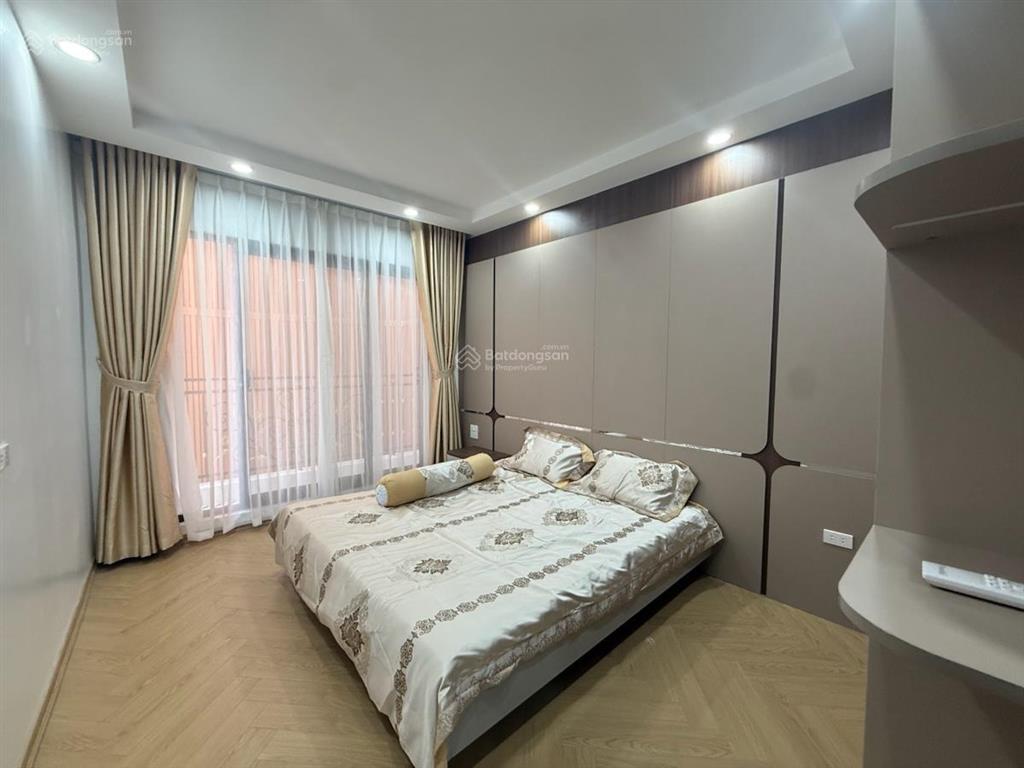 Nhà xây mới ngã tư sở 46m2, xây 6 tầng, thang máy, giá chào bán 13,9 tỷ
