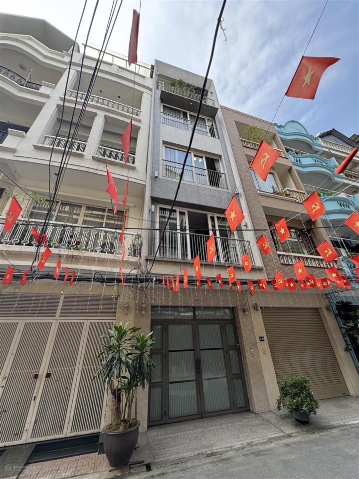 Bán nhà p/lô đường khuất duy tiến 50m2 xây 5 tầng giá 21,5 tỷ thanh xuân