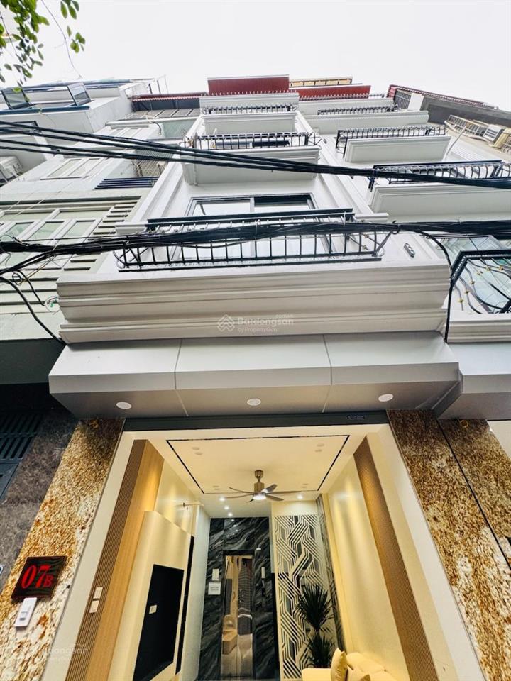 Bán nhà phố yên hoà 32m xây 6 tầng ngõ thông oto 11,5 tỷ cầu giấy