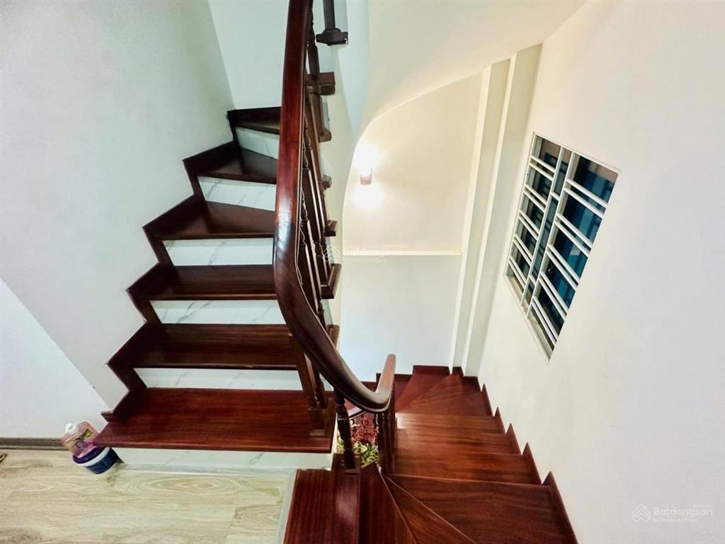 Bán nhà phố tô vĩnh diện 38m2 xây 6 tầng giá 10,3 tỷ thanh xuân