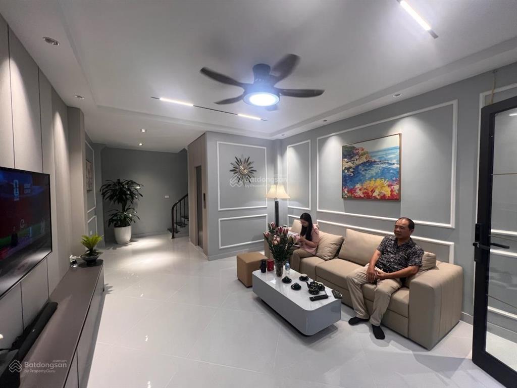 Bán nhà phố lê trọng tấn 45m xây 6 tầng thang máy 11,9 tỷ thanh xuân