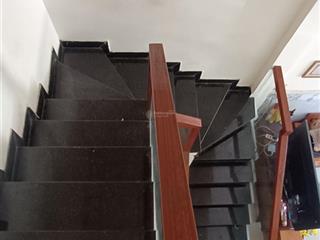 Nhà 2 tầng 2 mê kiêng cố kiệt ô tô lê hữu trác