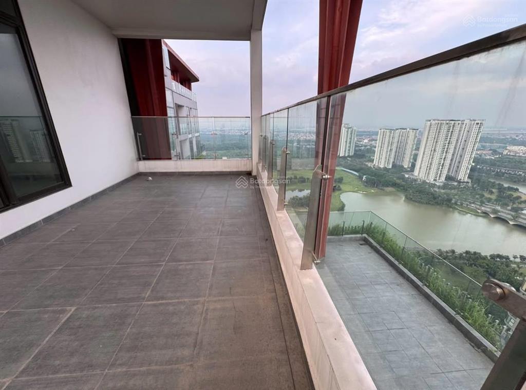 Chính chủ gửi bán cặp penthouse siêu vip  toà swanlake onsen  ecopark, tổng diện tích 341m2