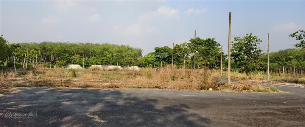 Bán lô đất ngay gần chợ, quốc lộ 20, đường ô tô
