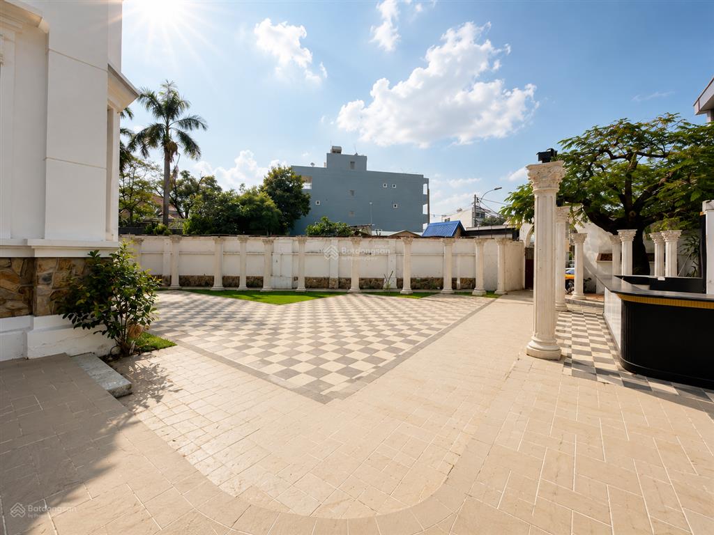 Cho thuê villa nguyễn ư dĩ thảo điền 1050m2 7pn 7wc, sân vườn rộng, chỉ 131 tr/tháng