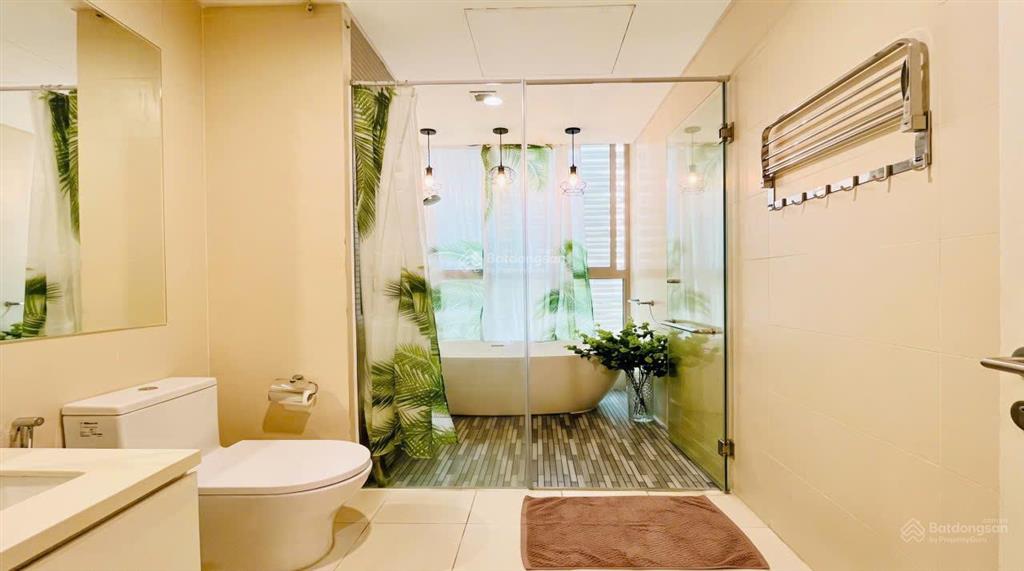 Cho thuê căn hộ the vista, 3pn, 135m2, full nội thất cao cấp, free chỗ đậu xe, chỉ 40tr/tháng