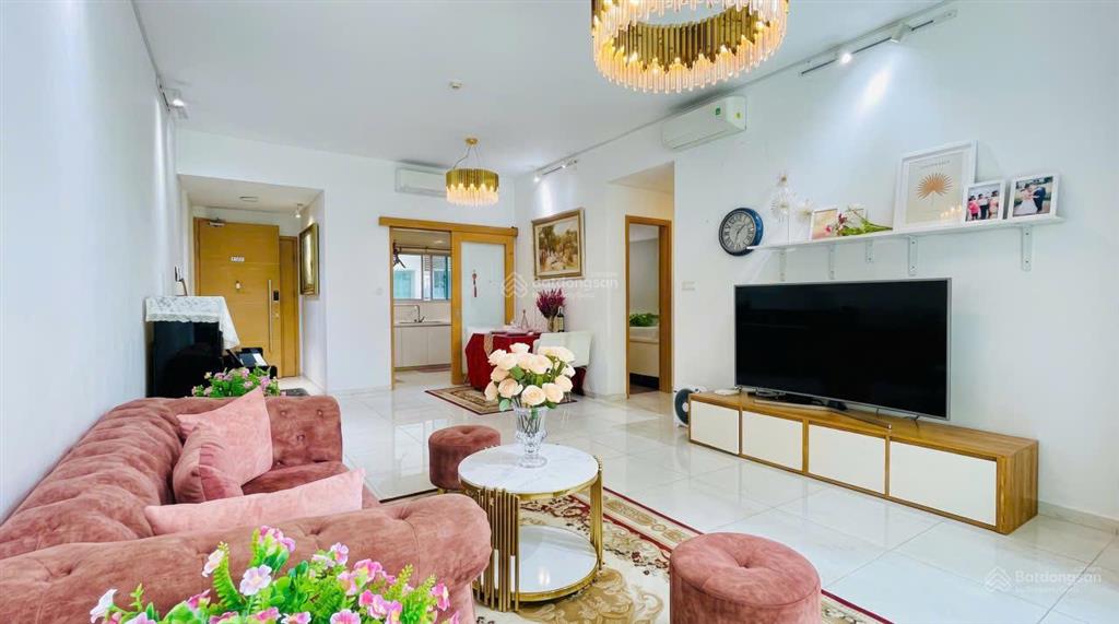 Cho thuê căn hộ the vista, 3pn, 135m2, full nội thất cao cấp, free chỗ đậu xe, chỉ 40tr/tháng