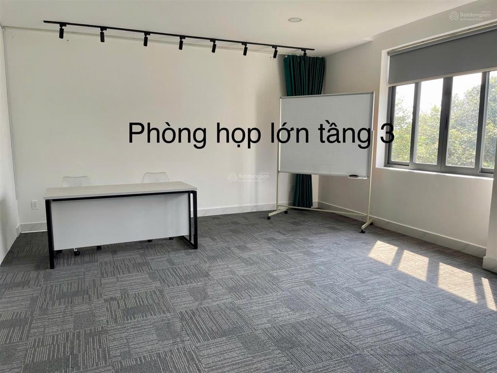 Cho thuê tòa nhà 1200m2 q2, full nội thất văn phòng, mới đẹp, giá 220tr/th,  0978 316 ***