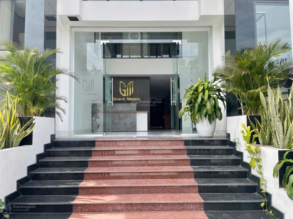 Cho thuê tòa nhà 1200m2 q2, full nội thất văn phòng, mới đẹp, giá 220tr/th,  0978 316 ***