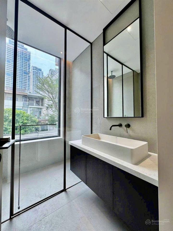 Cho thuê villa hiện đại đường 12 thảo điền, 500m2, chỉ 100 triệu/tháng